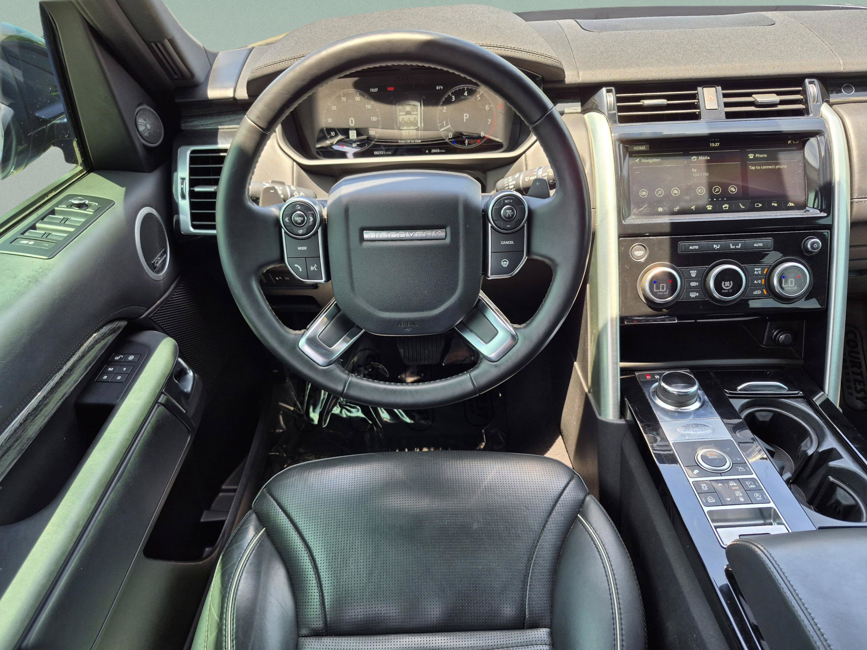 Used 2018 Land Rover Discovery HSE Luxury AWD/4WD image 14