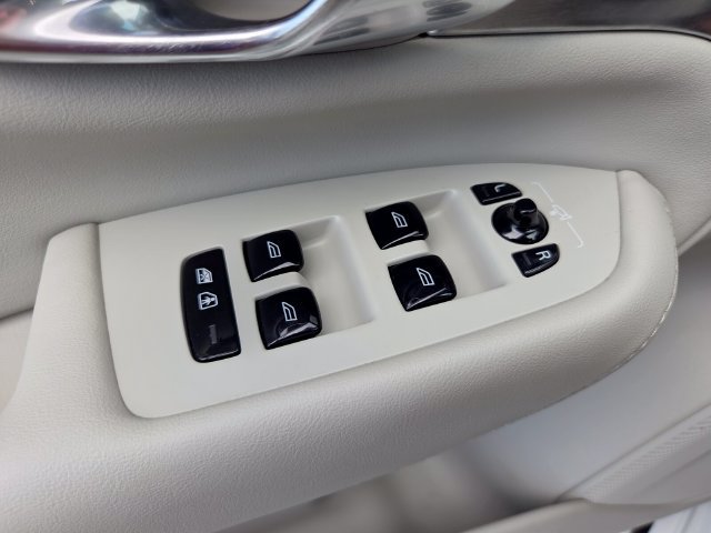 Used 2022 Volvo XC90 T6 Inscription w/ Advanced Package AWD/4WD image 37