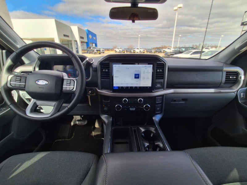 Used 2025 Ford F150 XLT w/ Equipment Group 301A Standard AWD/4WD image 17