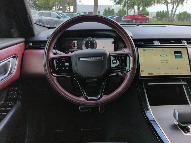 Used 2024 Land Rover Range Rover Velar Dynamic HSE AWD/4WD image 15