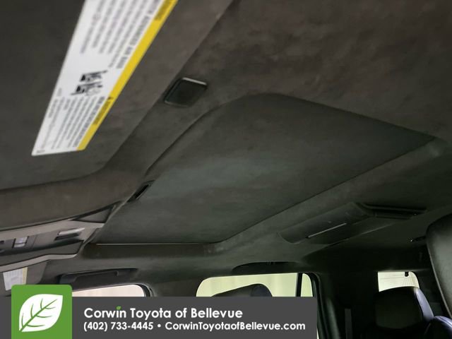 Used 2019 Cadillac Escalade Platinum image 24