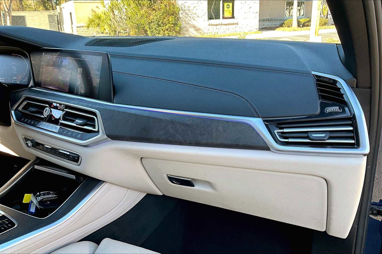 Used 2019 BMW X5 xDrive40i w/ Luxury Seating Package image 19