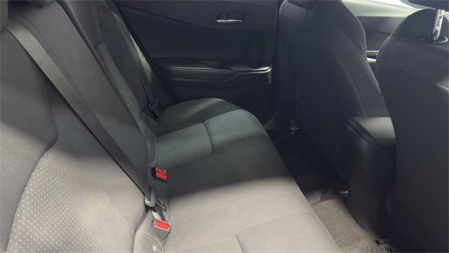 Used 2019 Toyota C-HR XLE image 15