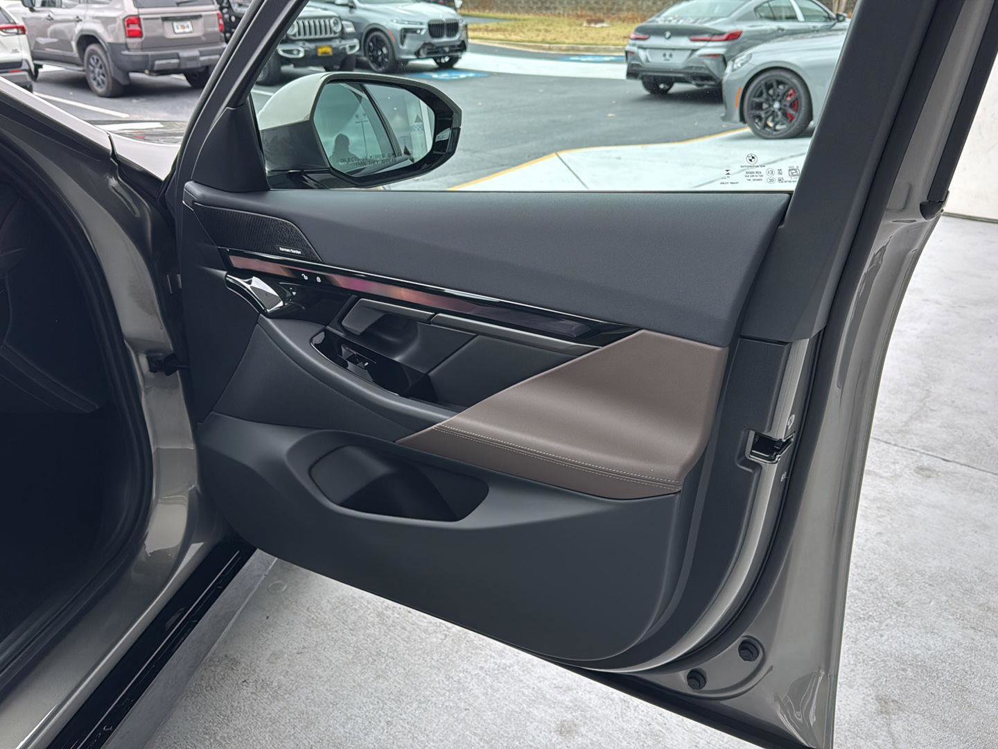 New 2026 BMW 540i xDrive w/ M Sport Package image 12