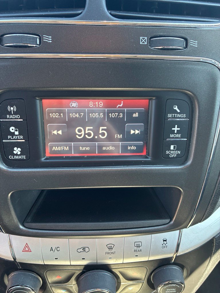 Used 2020 Dodge Journey SE FWD image 13