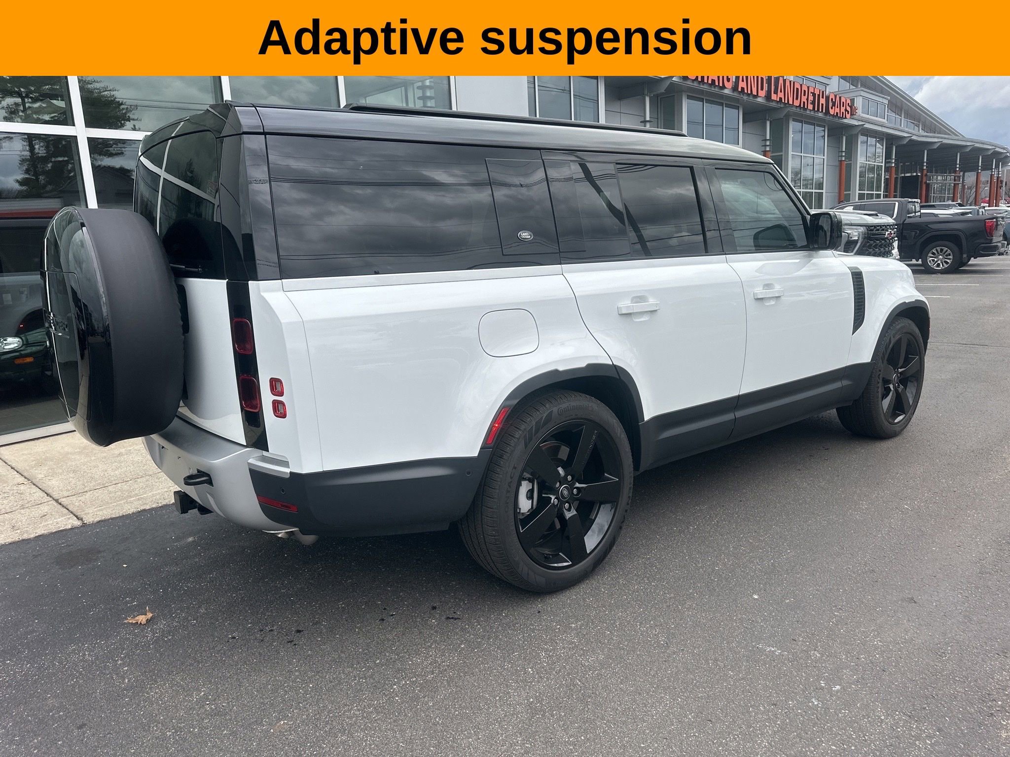 Used 2024 Land Rover Defender 130 S image 3