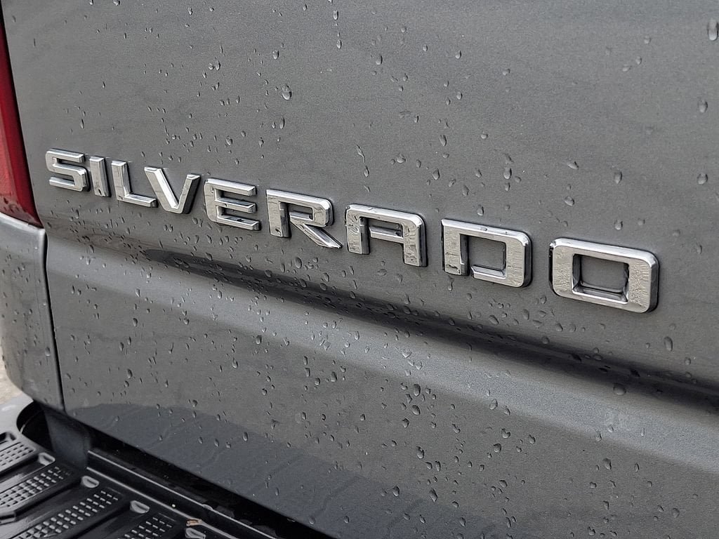 Used 2024 Chevrolet Silverado 1500 LT AWD/4WD image 30