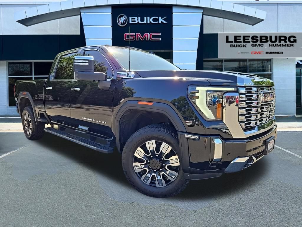Used 2024 GMC Sierra 2500 Denali w/ Denali Reserve Package AWD/4WD image 1