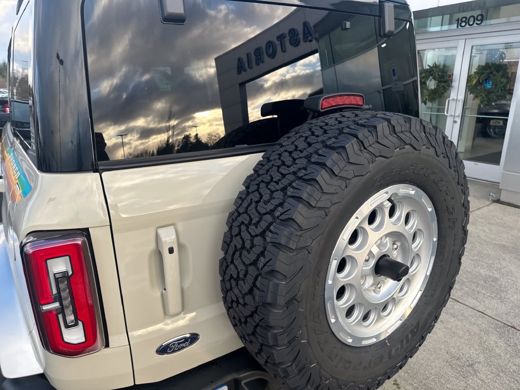 Used 2025 Ford Bronco Outer Banks AWD/4WD image 22