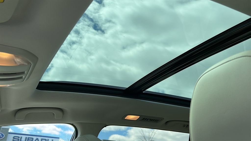 Certified 2023 Subaru Ascent Limited w/ Technology Package image 22