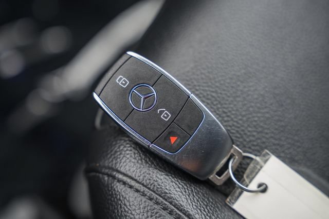 Used 2022 Mercedes-Benz GLB 250 4MATIC image 43