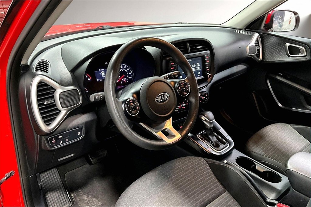 Used 2021 Kia Soul S image 17
