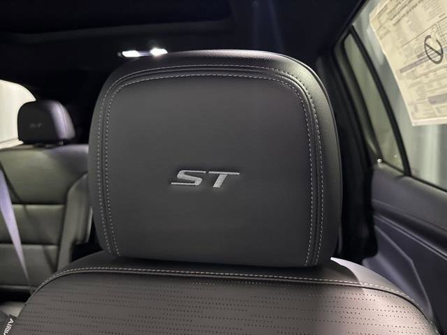 New 2026 Buick Enclave Sport Touring image 12