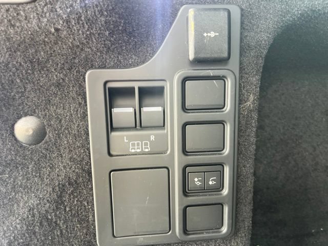 Certified 2025 Land Rover Discovery Dynamic SE AWD/4WD image 10