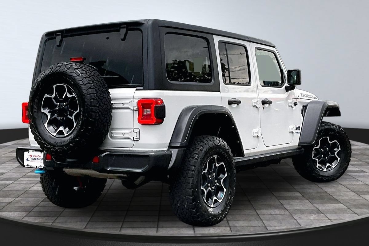 Used 2022 Jeep Wrangler Unlimited Rubicon 4xe w/ Cold Weather Group AWD/4WD image 5