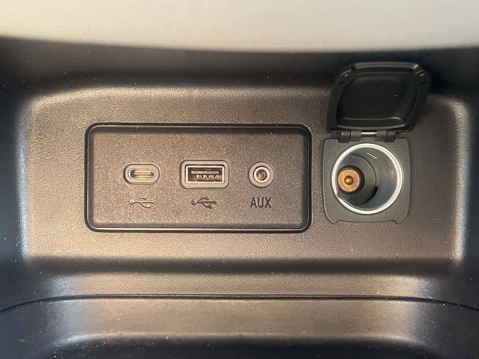 Used 2024 Chevrolet Equinox LS w/ LS Convenience Package FWD image 18