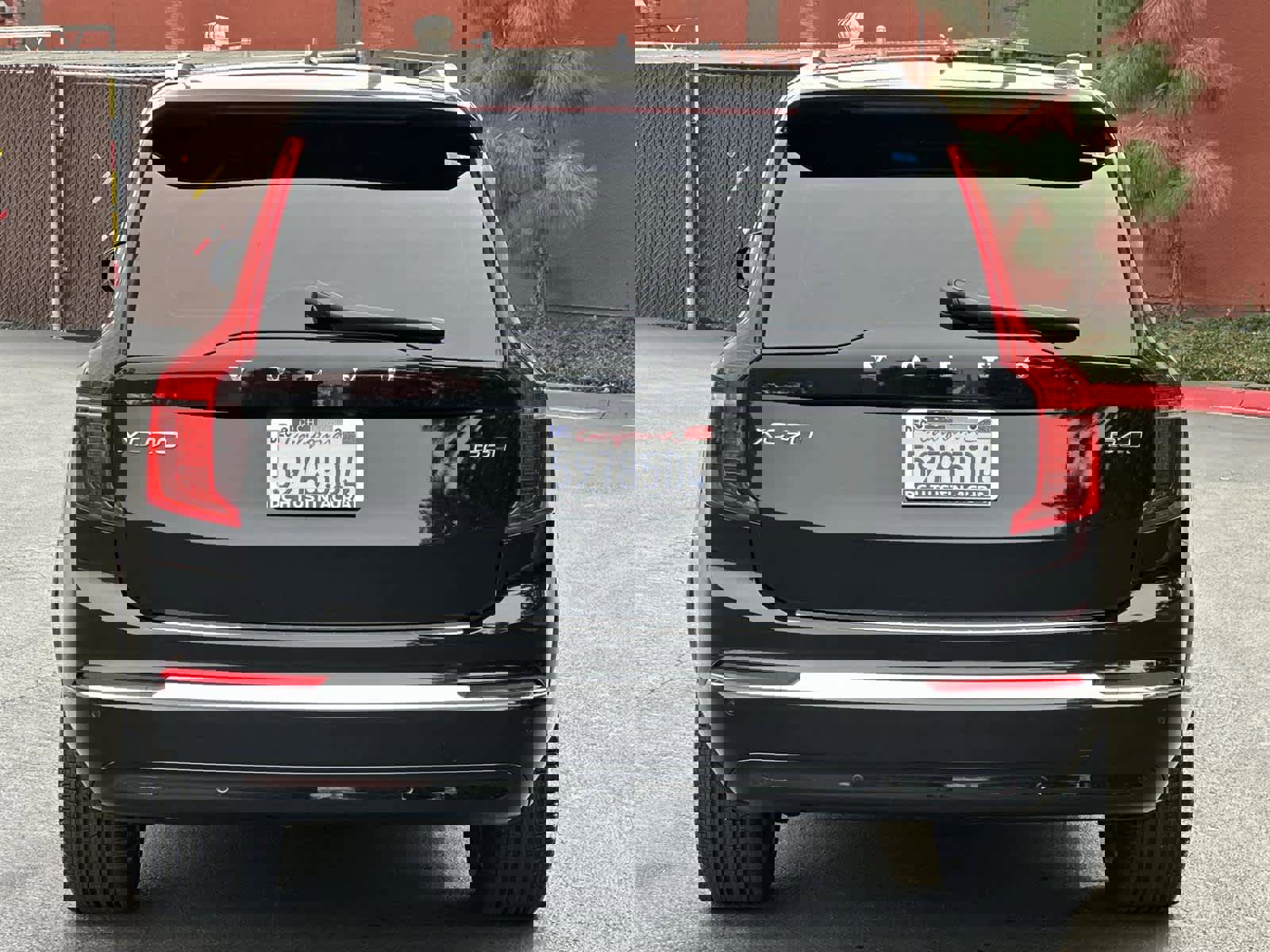 Used 2025 Volvo XC90 B6 Plus w/ Protection Package Premier image 5