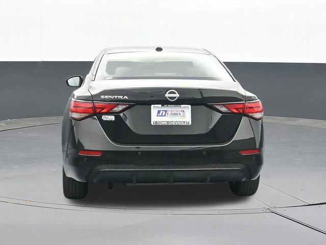 Used 2025 Nissan Sentra SV image 11