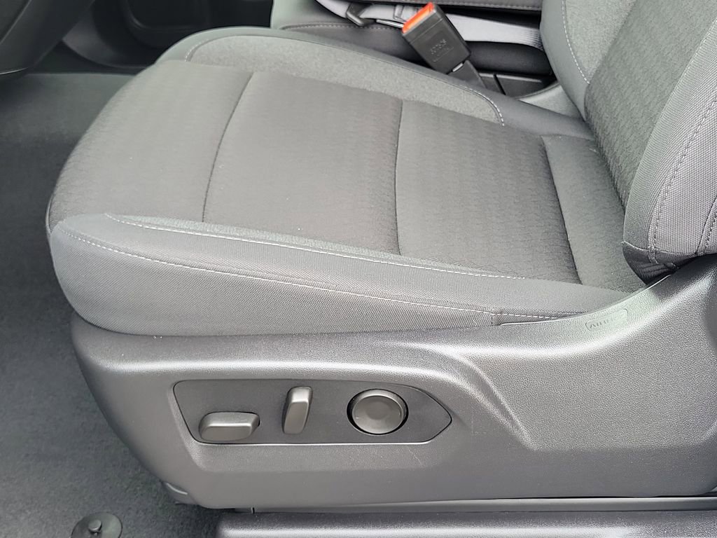 Used 2026 Chevrolet Silverado 1500 Custom image 15