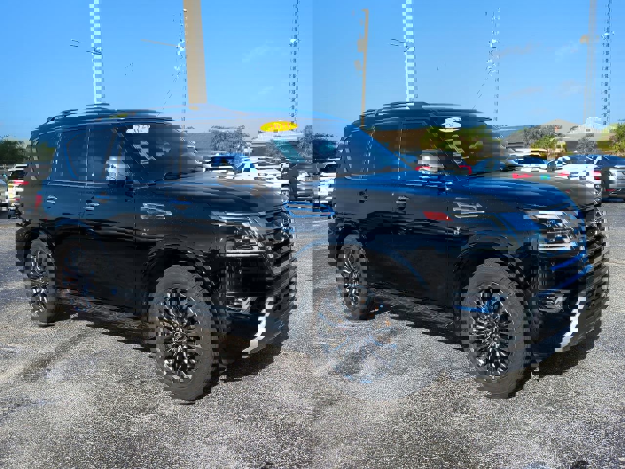 Used 2021 Nissan Armada Platinum image 2