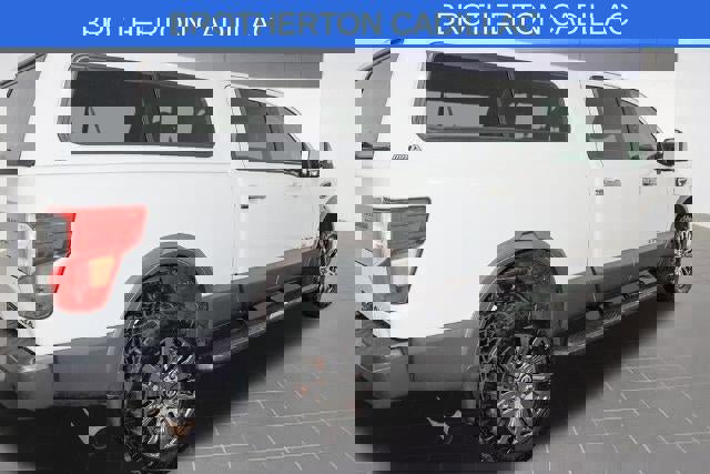 Used 2018 Nissan Titan Platinum Reserve w/ Platinum Utility Package image 6