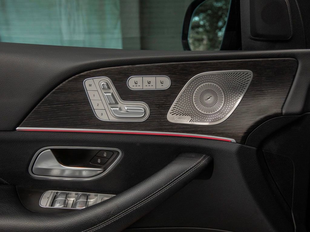 Used 2023 Mercedes-Benz GLS 450 4MATIC image 27