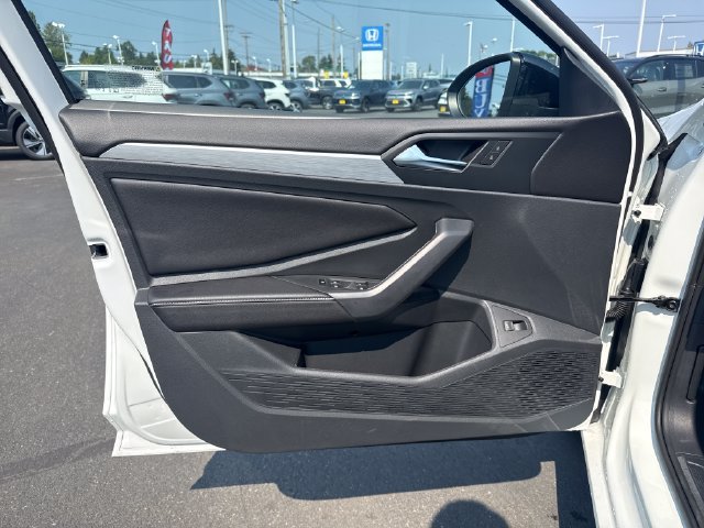 New 2026 Volkswagen Jetta Sport FWD image 25
