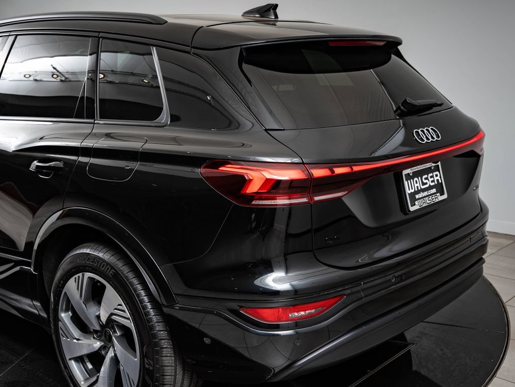 Certified 2025 Audi Q6 e-tron Premium Plus w/ Premium Plus AWD/4WD image 19