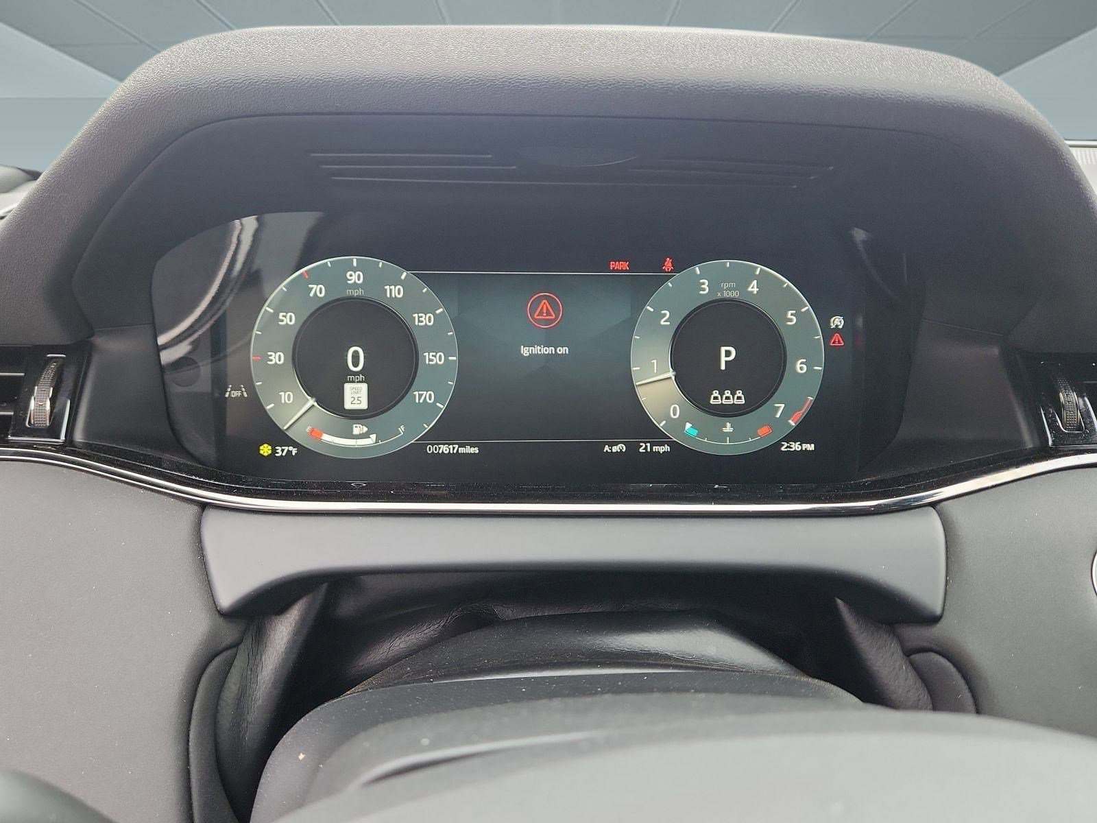 Used 2024 Land Rover Range Rover Evoque Dynamic SE image 23