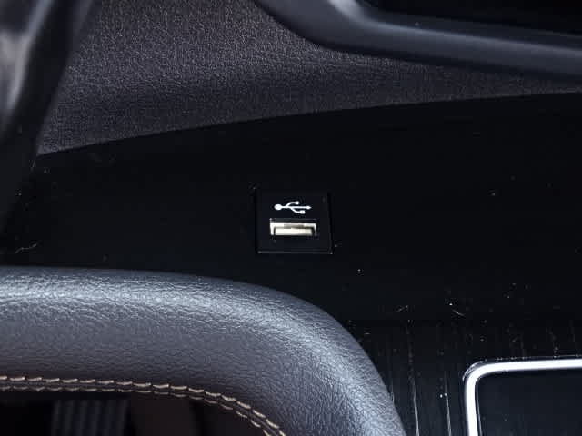Certified 2025 Toyota Sienna XLE Woodland Edition AWD/4WD image 30