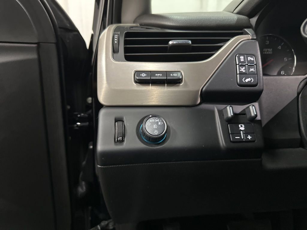 Used 2018 GMC Yukon Denali w/ Denali Ultimate Package image 37