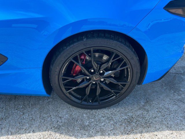 Used 2024 Chevrolet Corvette Stingray Premium Cpe w/ Z51 Performance Package image 9