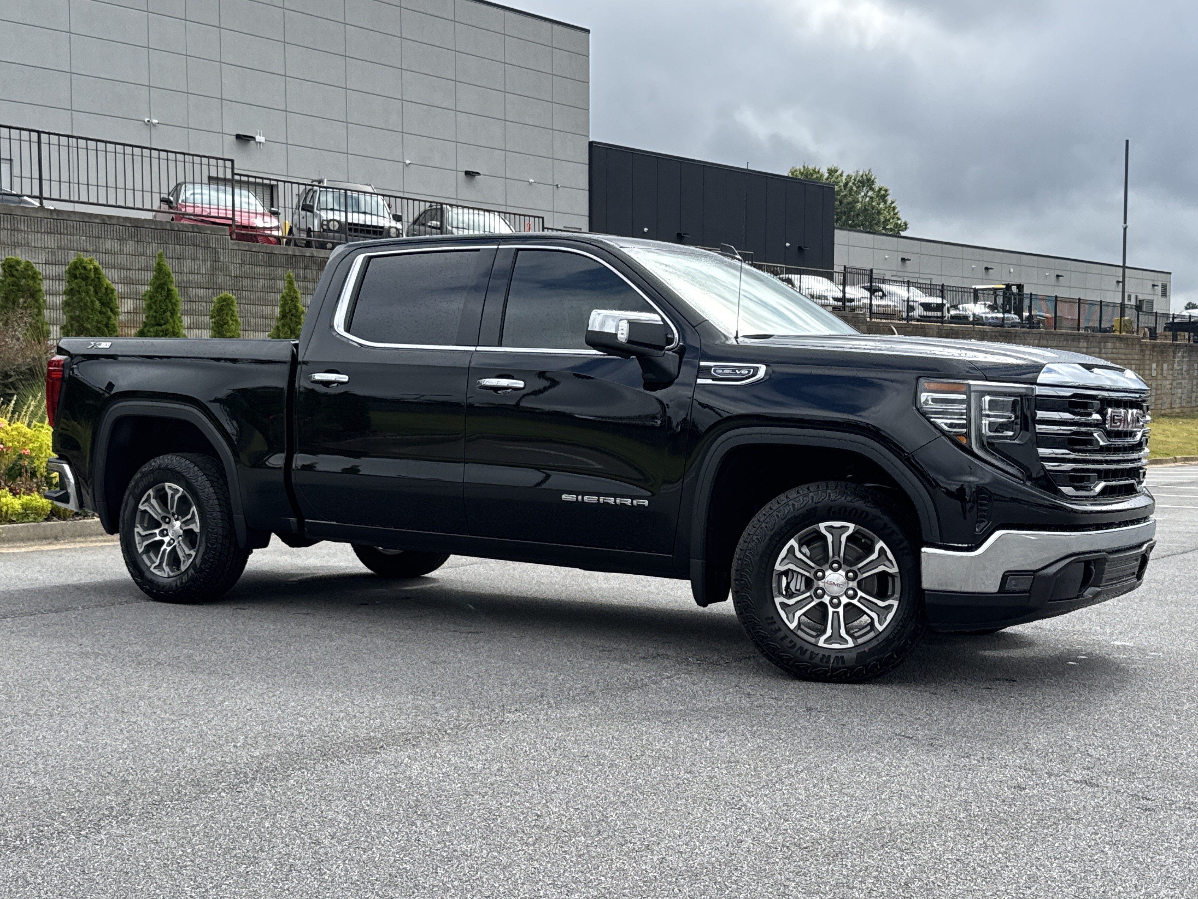 New 2026 GMC Sierra 1500 SLT w/ X31 Off-Road Package AWD/4WD image 2