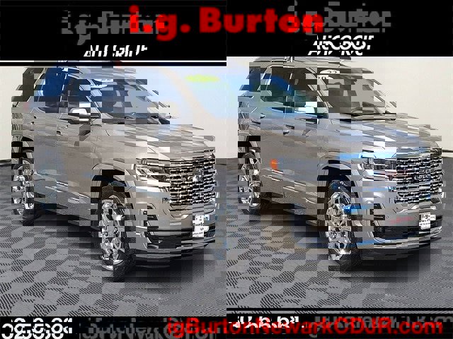 Used 2022 GMC Acadia Denali w/ Denali Technology Package