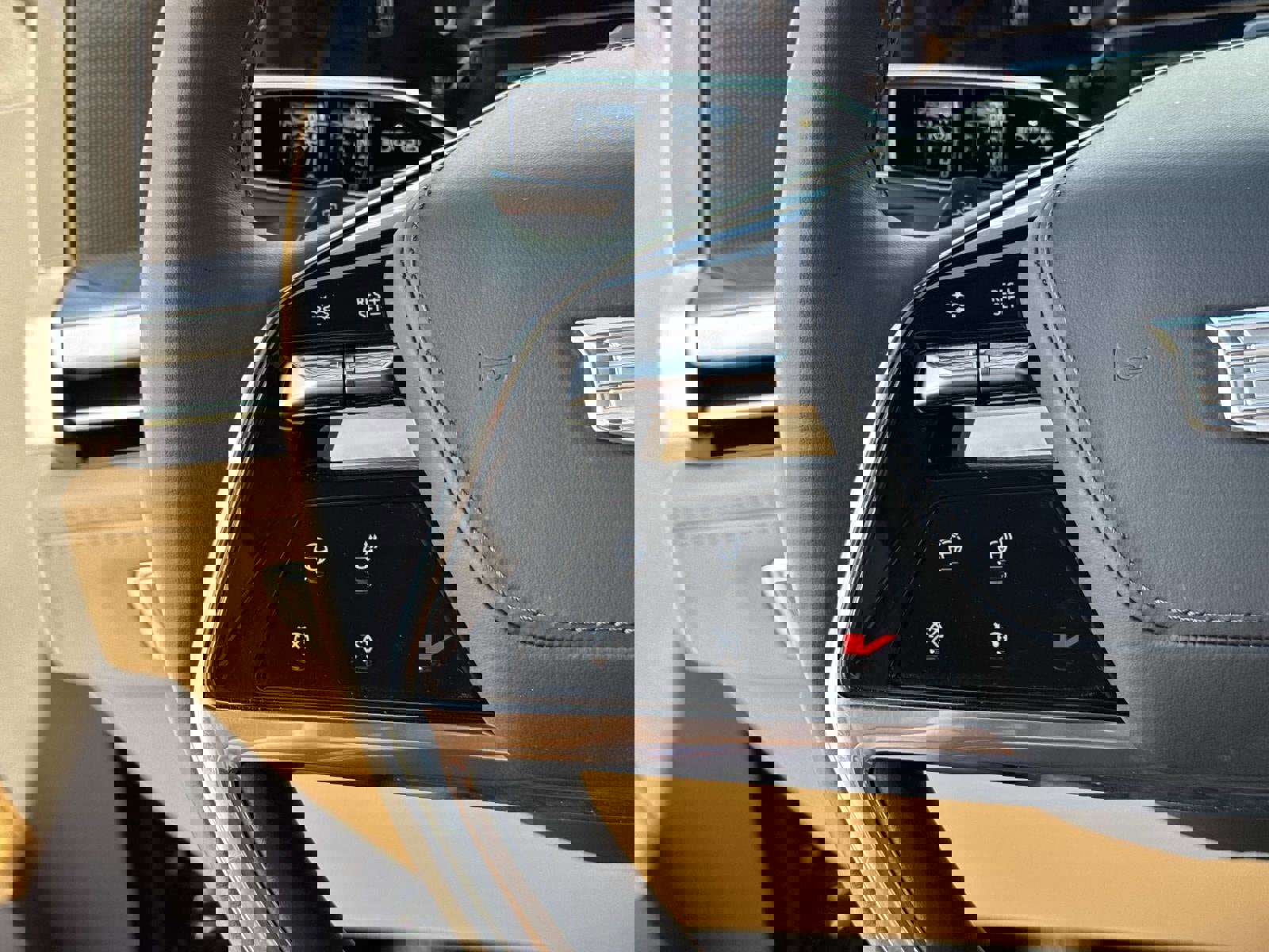 New 2025 Cadillac Escalade IQ Luxury 2 image 30