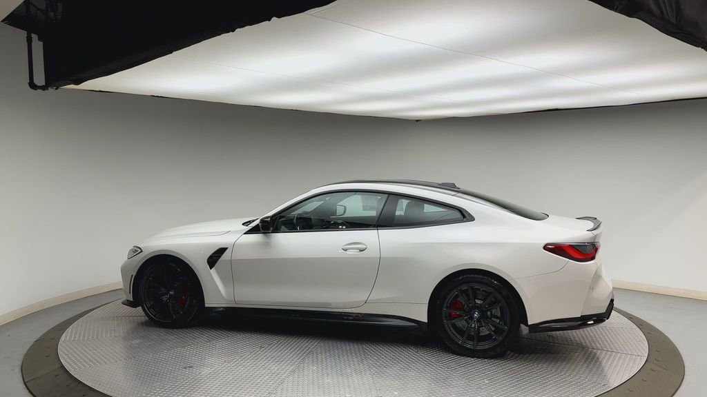 Used 2024 BMW M4 Coupe image 5