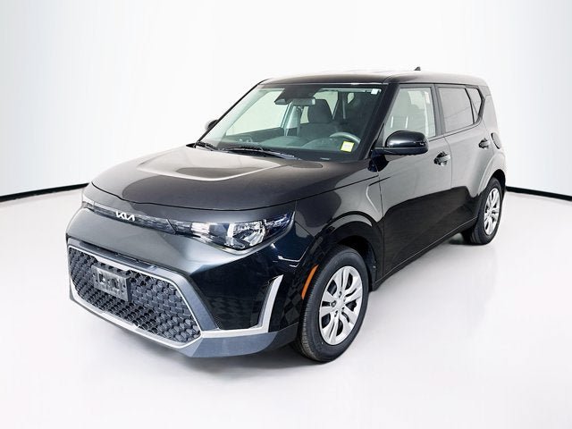 Certified 2024 Kia Soul LX FWD image 1