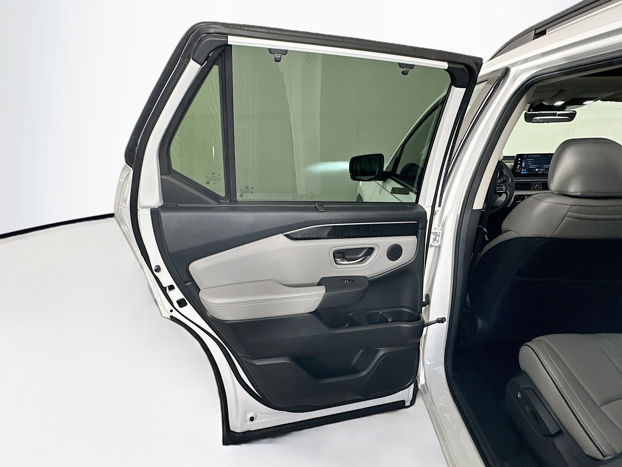 Used 2024 Honda Pilot Elite image 27
