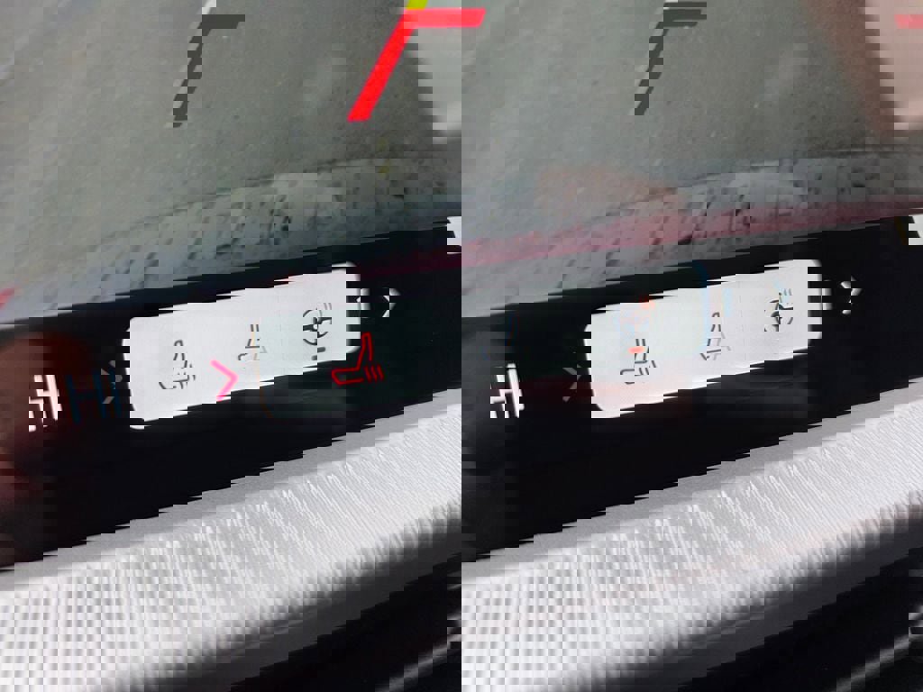 New 2026 Ford Explorer ST-Line w/ ST-Line Street Pack image 22