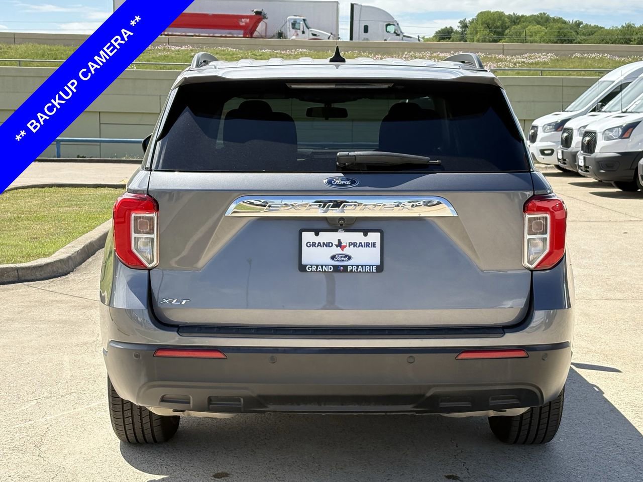 Used 2022 Ford Explorer XLT image 7