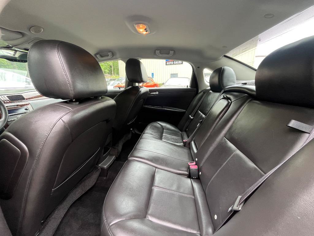 Used 2016 Chevrolet Impala LTZ FWD image 23
