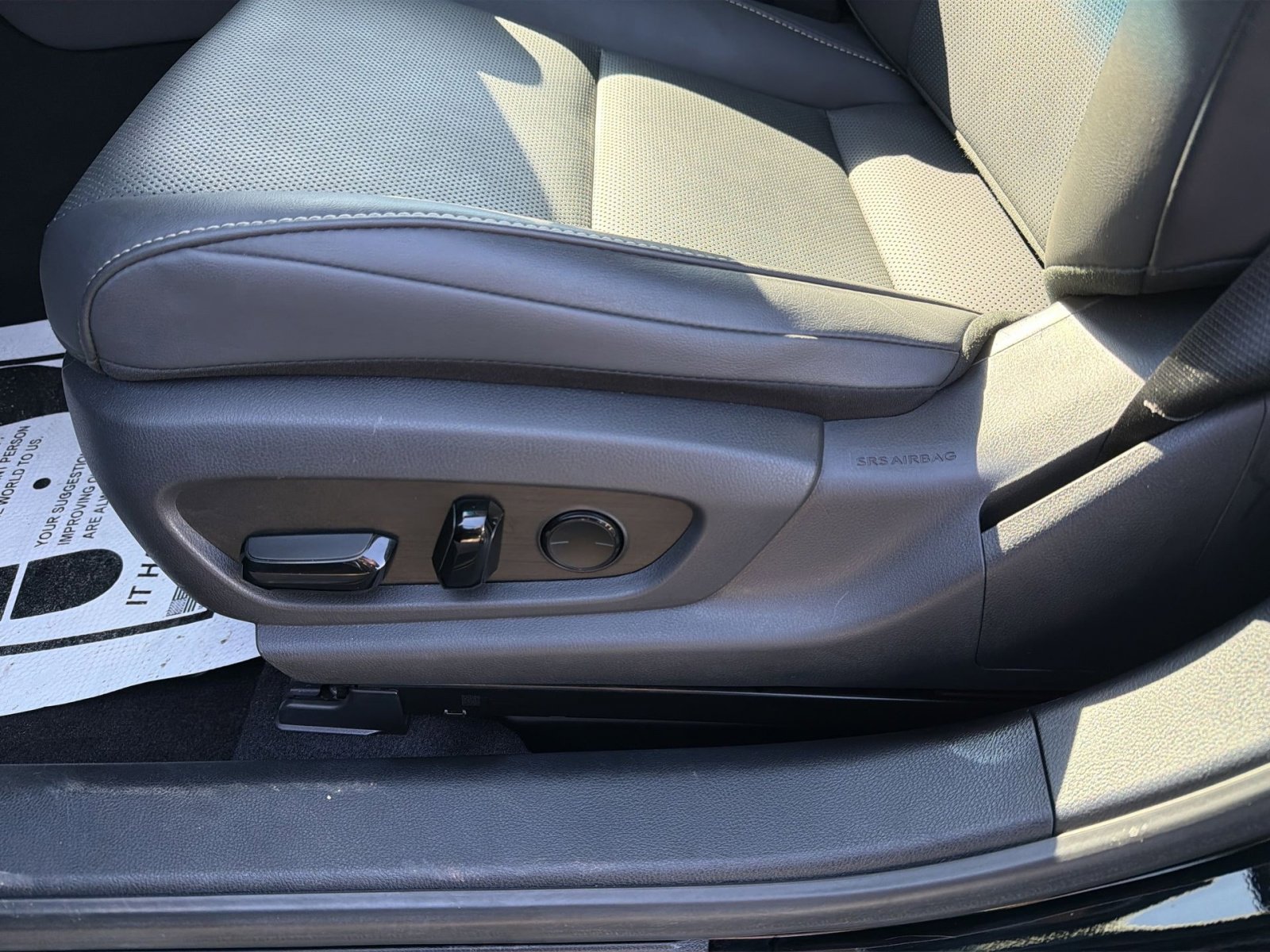 Used 2022 Lexus ES 300h w/ Premium Package image 14