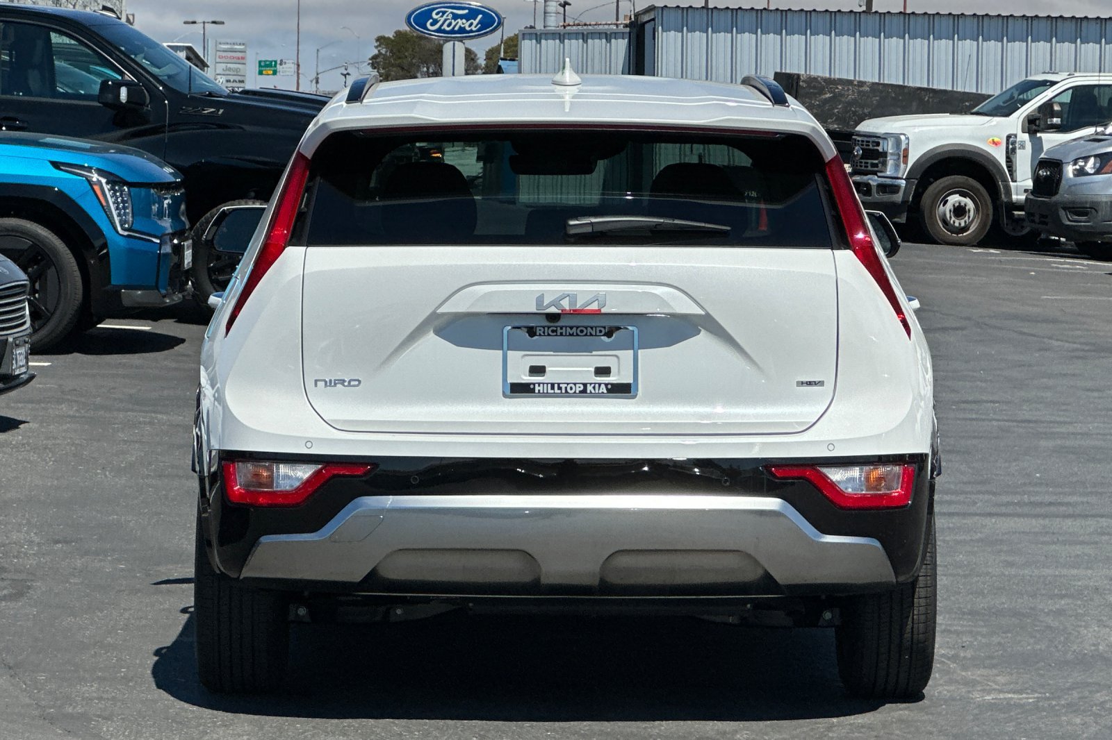 New 2026 Kia Niro FWD image 5