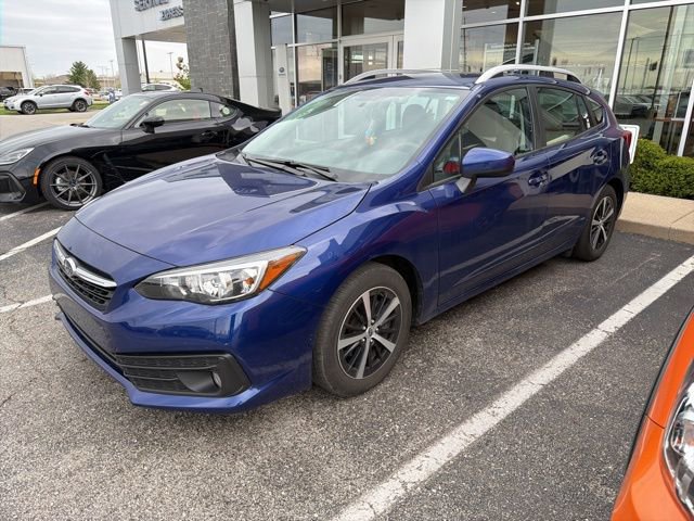Used 2023 Subaru Impreza Premium image 2