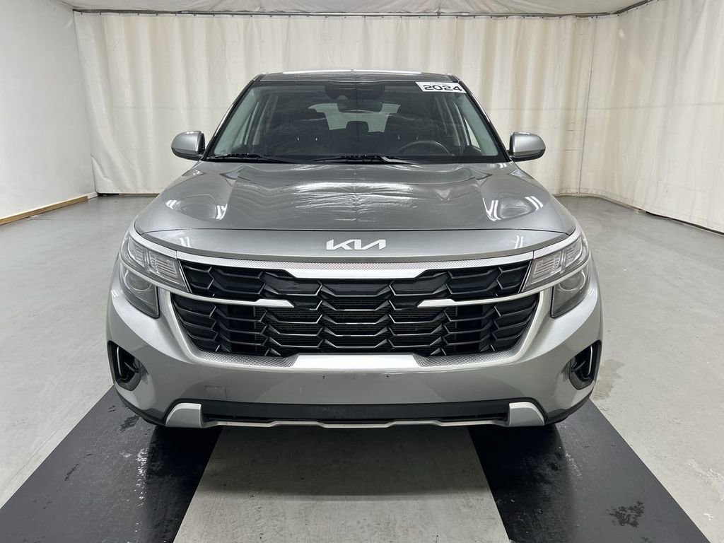 Certified 2024 Kia Seltos LX AWD/4WD image 3