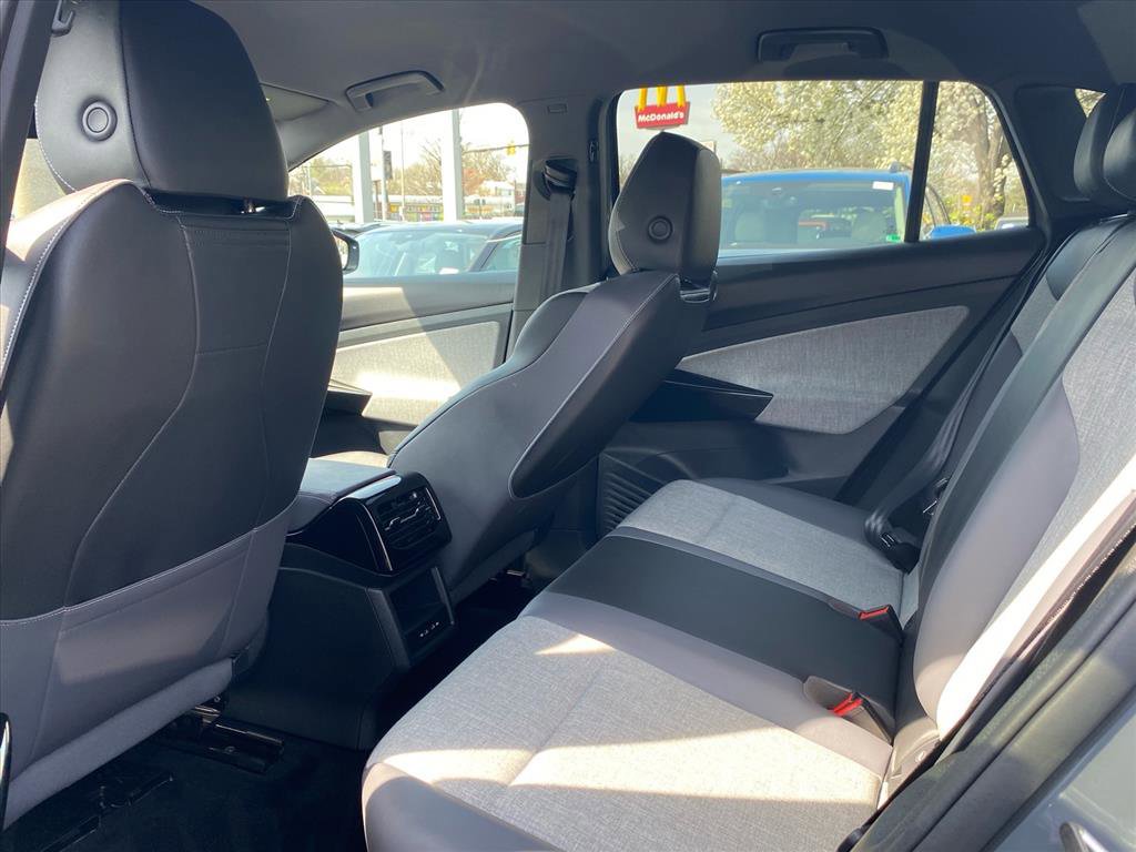 Certified 2024 Volkswagen ID.4 2WD image 19