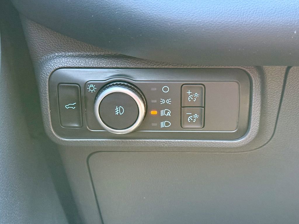 Used 2025 Ford Explorer ST-Line w/ ST-Line Street Pack image 25