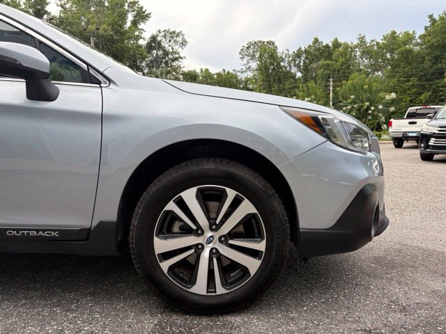 Used 2019 Subaru Outback 2.5i Limited AWD/4WD image 34