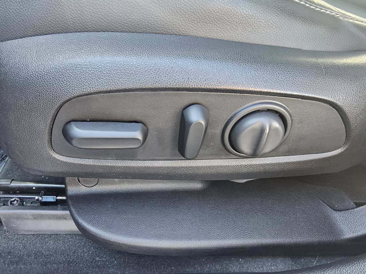 Used 2019 GMC Acadia SLT image 22