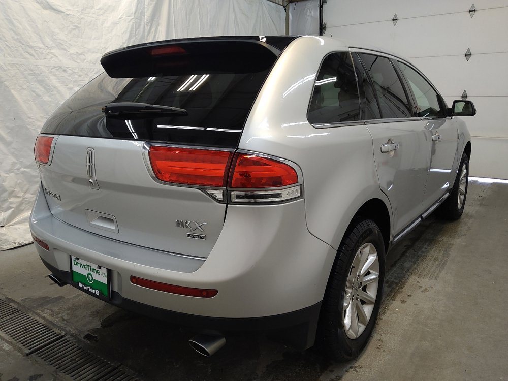 Used 2015 Lincoln MKX AWD w/ Equipment Group 102A image 9